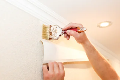 Pose de papier peint à l'Isle-en-Rigault — revêtements muraux et toiles de verre